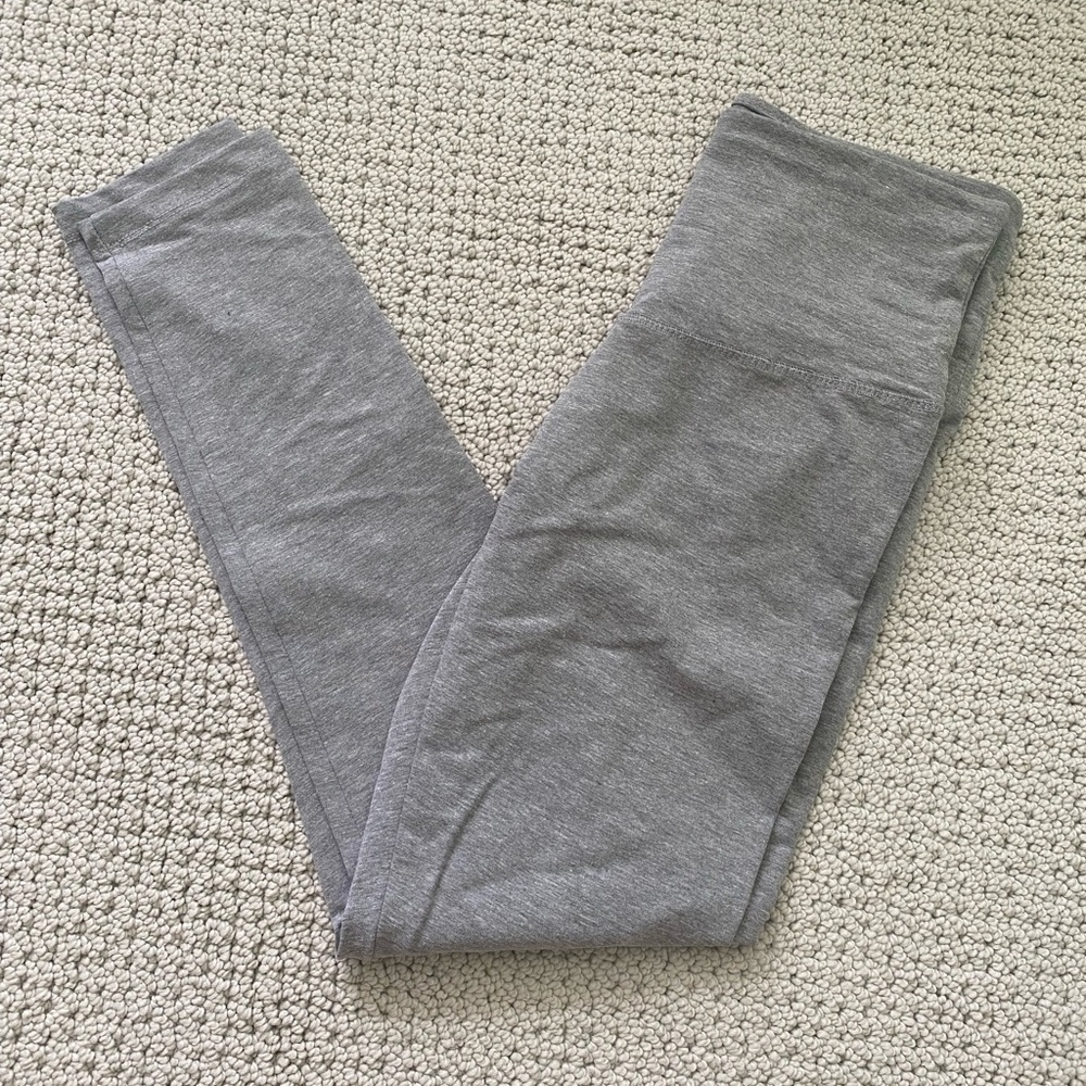 Grey leggings